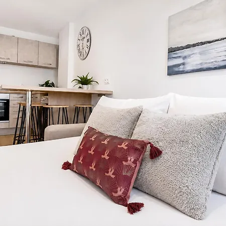 Appartement T2 Lumineux & Moderne Proche Centre *